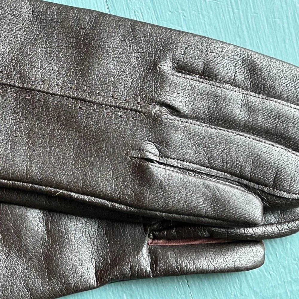 Brown Women's Gloves with Fur Lining - Size 8